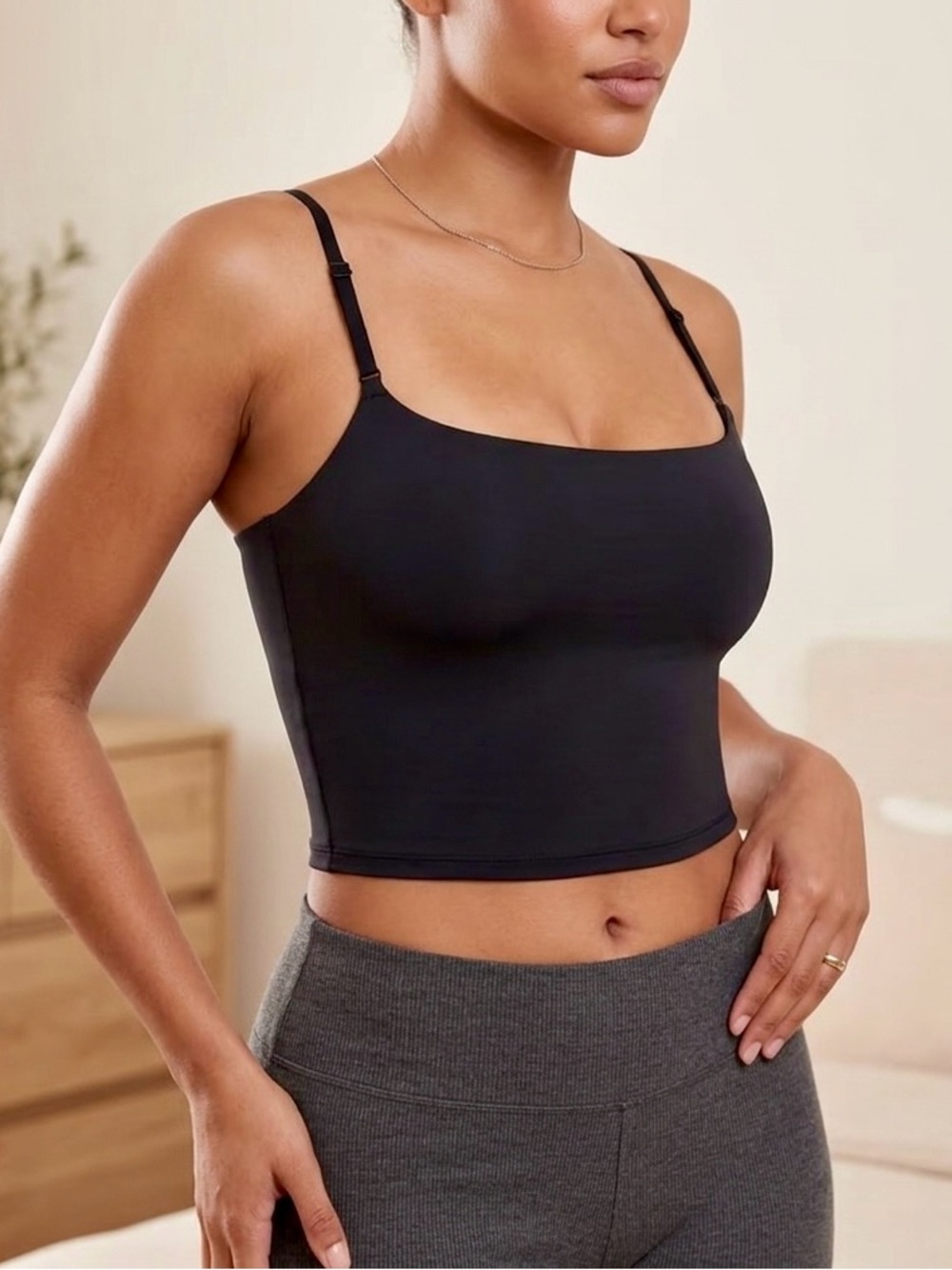 SKIMS Fits Everybody Cropped Cami in Onyx Black - Size Medium NWOT